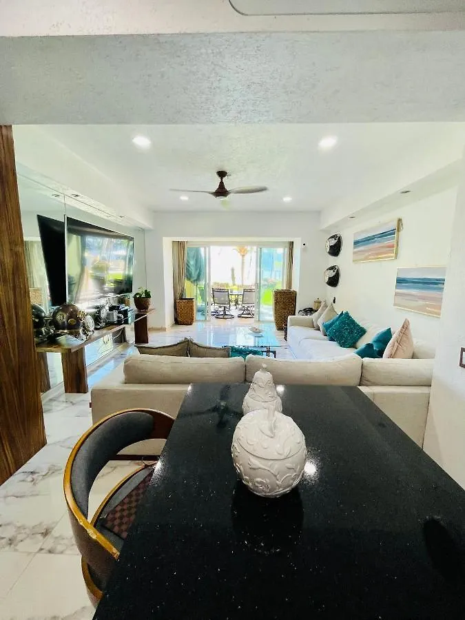 Villa Marina Vallarta 巴亞爾塔港